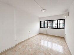 Blk 325 Jurong East Street 31 (Jurong East), HDB Executive #566500021